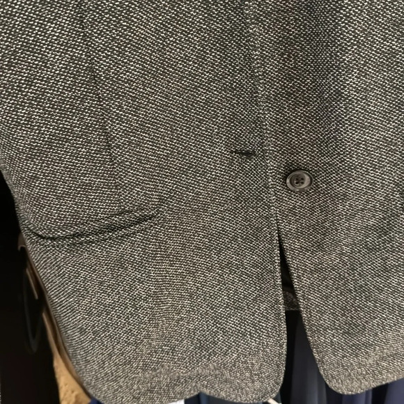 Banana Republic Blazer - Picture 8 of 16
